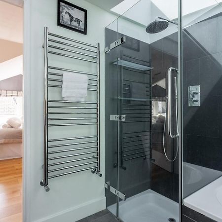 Вилла New Stunning 5Bd Mews House Лондон Экстерьер фото