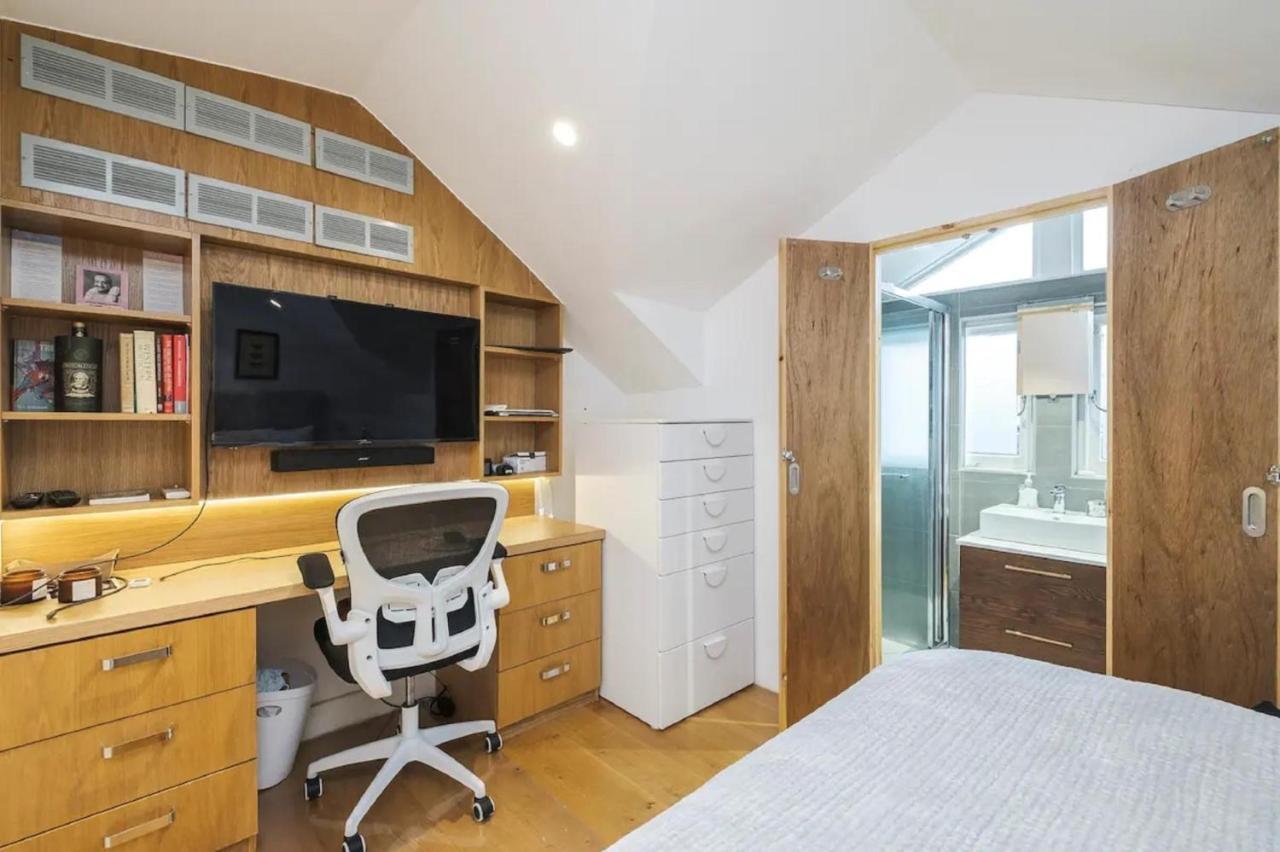 Вилла New Stunning 5Bd Mews House Лондон Экстерьер фото