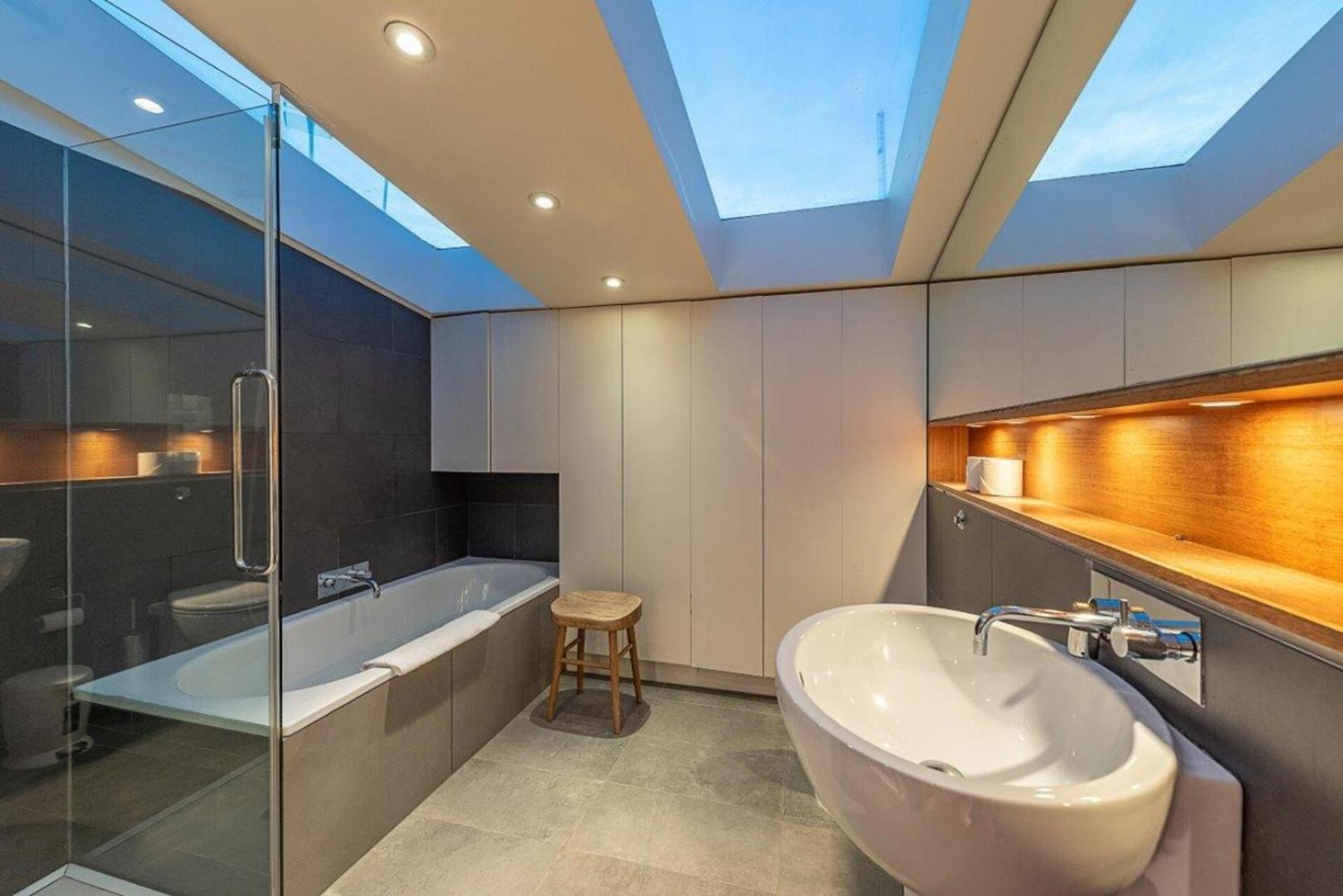 Вилла New Stunning 5Bd Mews House Лондон Экстерьер фото
